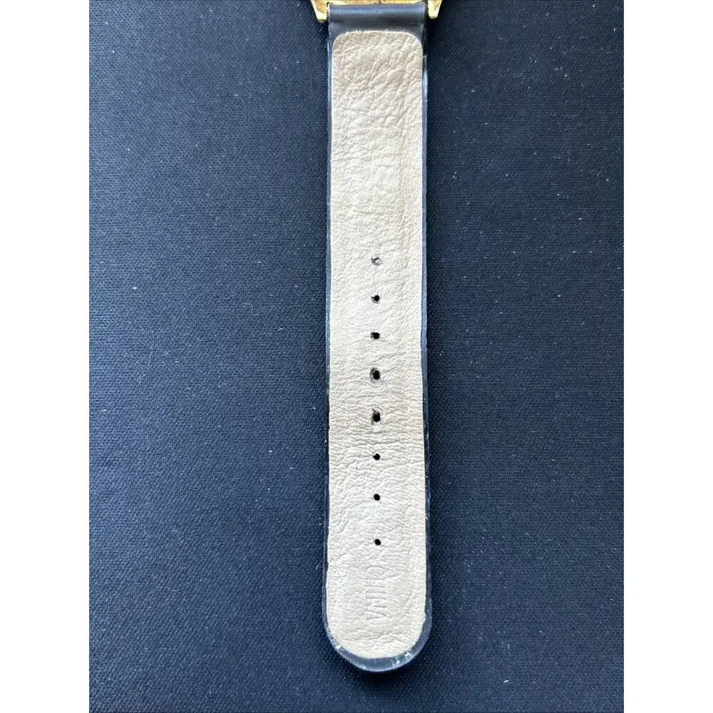 Gold Tone Cat Band Women’s Quartz Watch